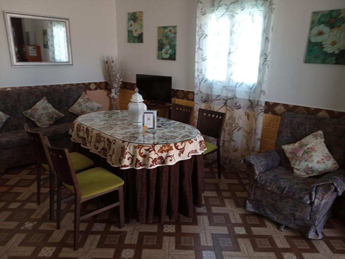 Conjunto Rural Andrea Guest House Moriles Екстериор снимка